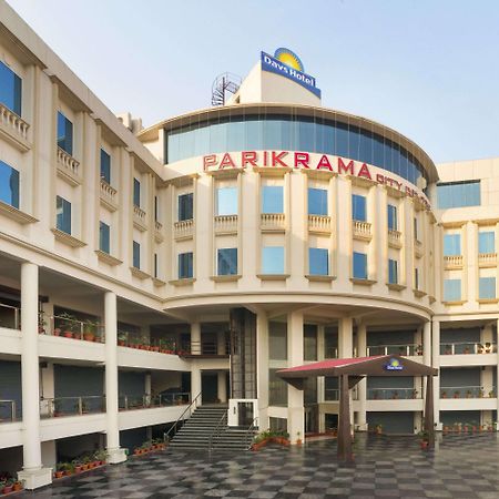 Days Hotel By Wyndham, ג'לנדהר מראה חיצוני תמונה