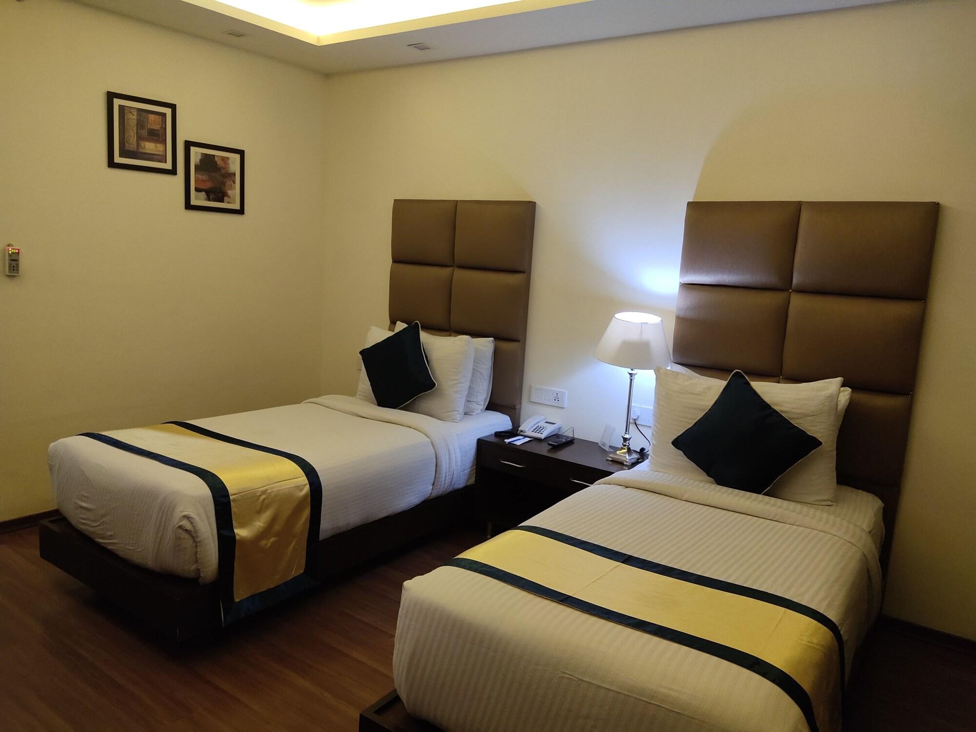 Days Hotel By Wyndham, ג'לנדהר מראה חיצוני תמונה