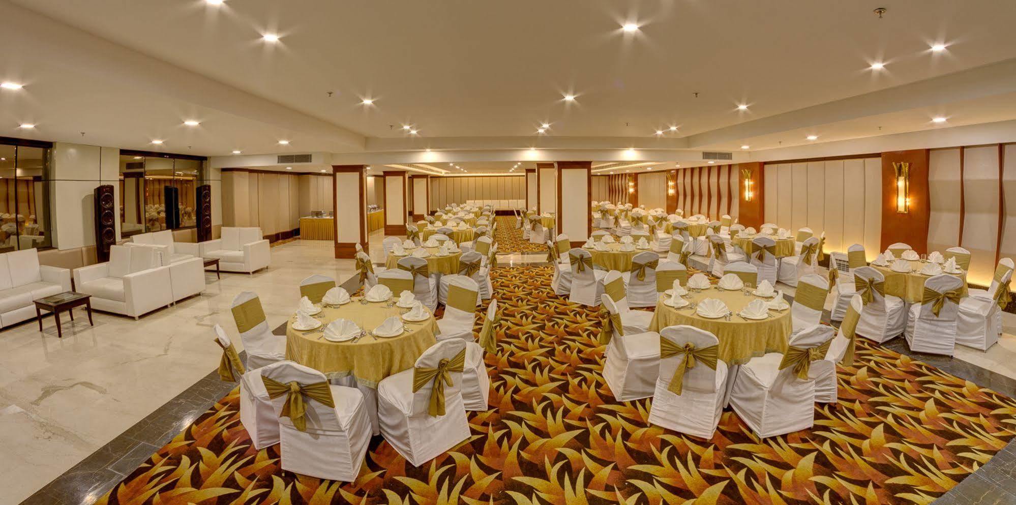 Days Hotel By Wyndham, ג'לנדהר מראה חיצוני תמונה