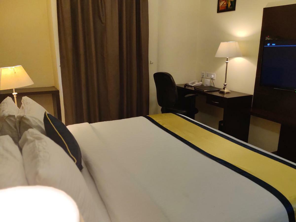 Days Hotel By Wyndham, ג'לנדהר מראה חיצוני תמונה